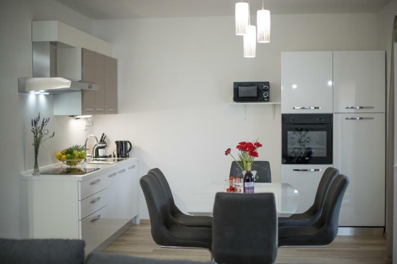 Apartment Vidovic Kaštela Buitenkant foto