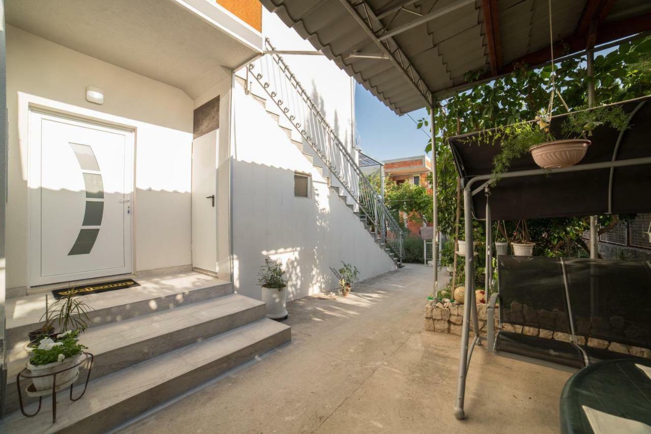 Apartment Vidovic Kaštela Buitenkant foto