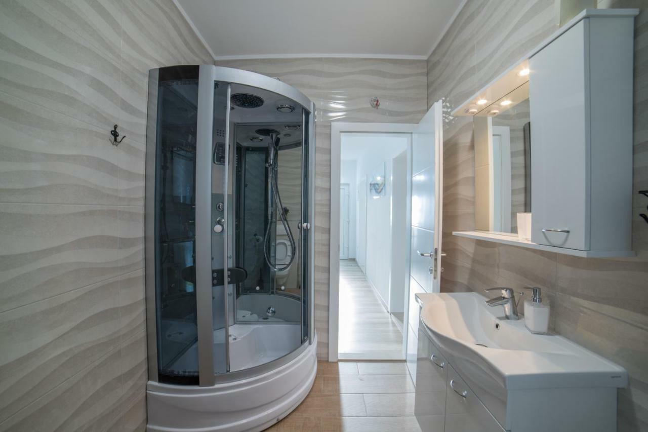Apartment Vidovic Kaštela Buitenkant foto